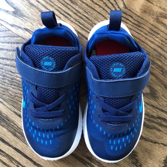 NIKE FREE RN Boy Sneakers - Picture 3 of 12
